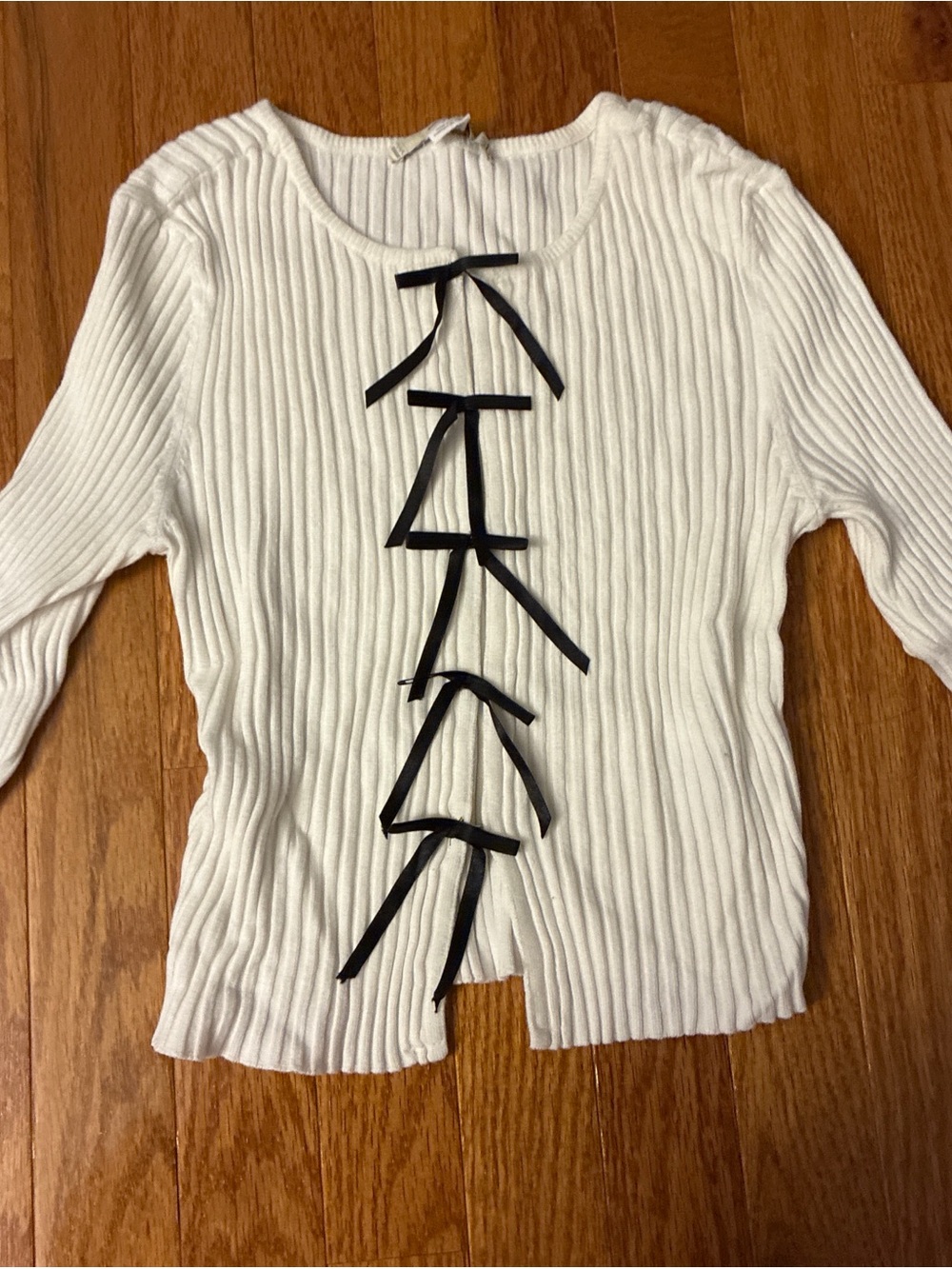Kimchi Blue White Ribbed Long-Sleeve Top with Black Ribbon Accents